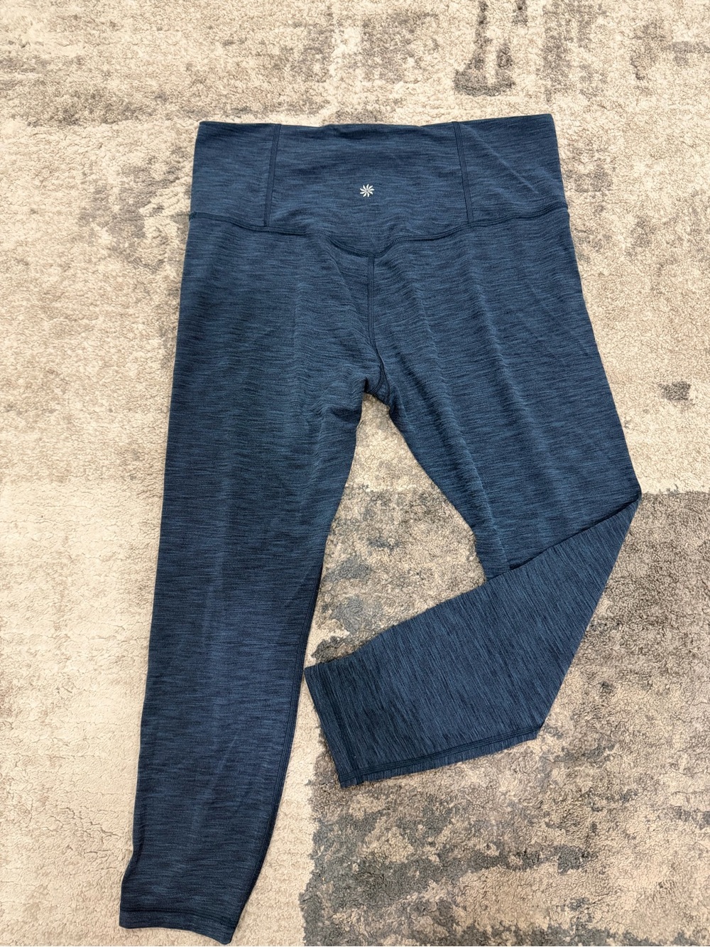 Athleta Ultra High Rise Elation Tights 7/8 in blue L